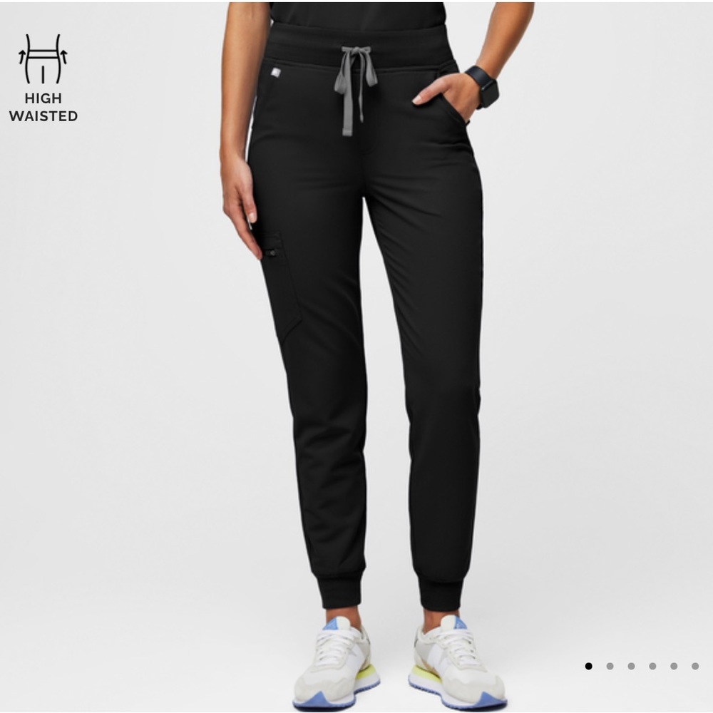 NWOT Figs High Waisted Zamora Jogger Scrub Pants Petite